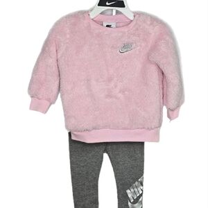 Nike Pink Fuzzy Sweater and Gray Leggings Set 12 Months NwT